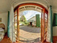 Cosy Den B&B Luxury Guest House Style Hotele w: Edenvale