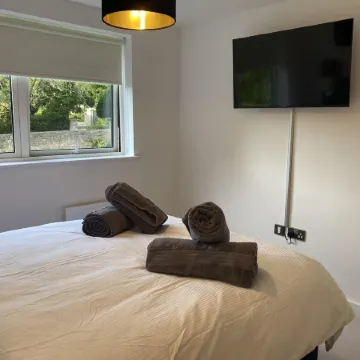 CH Apt 7 2Bed in Bath