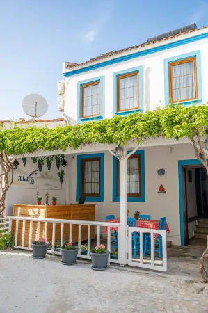 Albatros Hotel Отели в г. Бозджаада