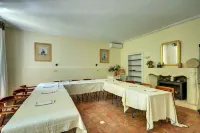 Hotel Moulin d'Aure Hotels in Graveson