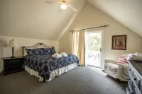 48 Davis Love Hotels in Beaufort County