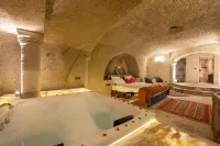 Foremanson Cave Hotel