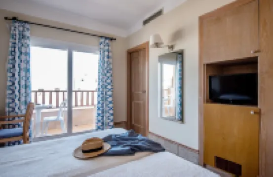Hotel Voramar - Emar Hotels