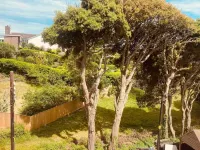 Family 4-Bed Apartment in Dawlish with Sea View Hotel di Dawlish