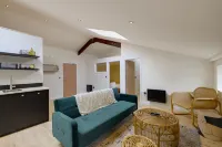 CoalShed Hotels in Dundry