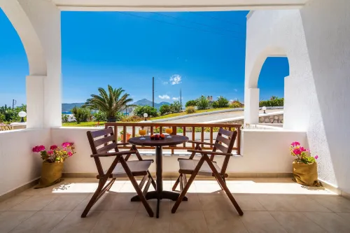 Konstantinos - วิวภูเขา