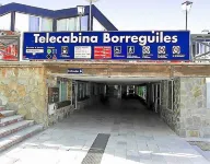 Todosierranevada Zona Baja - Montblanc Vistas A la Montana - Junto a Los Telecabinas - parking