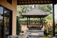 만달라 데사 Kampus FKIP UNMAS 주변 호텔