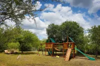 Lukimbi Safari Lodge Hotels in Hectorspruit