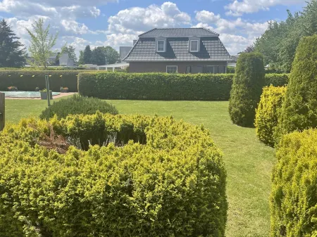 Modern holiday home for 4 people