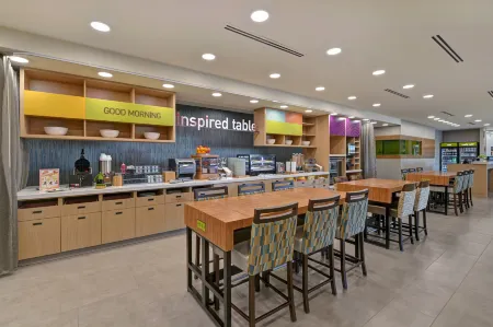 Home2 Suites by Hilton Buckeye Phoenix Отели в г. Бакай