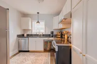 Luxury Suite w/Blackout Blinds. Walk to Downtown. Pet Friendly; Full Fenced Yard Hotels in Midland