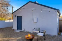 Casita Blanca Hotels in Catalina Foothills