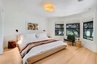 Charming Farmhouse with Pool and Hot Tub - Inviting Country Retreat