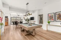 Nature Retreat with Fire Pit and Game Room - Luxurious Escape Các khách sạn ở Pegram