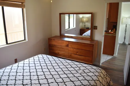 Modern Condo with Convenient Location Отели рядом с достопримечательностью «Kihei Aquatic Center»