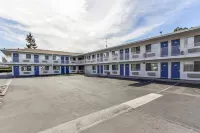 Super 8 by Wyndham Santa Clara - 2-Star
