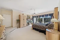 Massive Lakefront Mansion, 9Br/6BA 16 Beds, Private Pool & Dock, 9200Sqft+