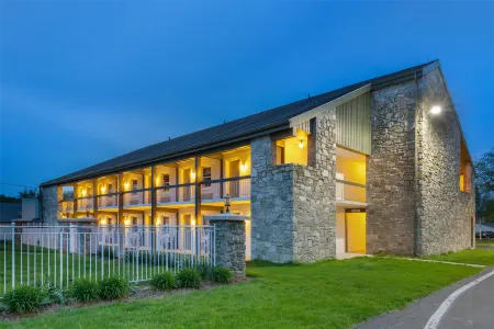 SureStay Studio by Best Western Paradise Lancaster County Отели в г. Парадайс