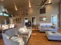 Charming Escape with Forest Views and Alfresco Dining - Tranquil Retreat