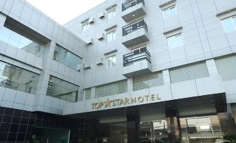 Top Star Hotel
