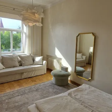 Tyzen39&38 Luxury Apartment
