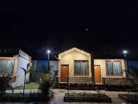 The Mewar Palace and Resort Hotels in Singhanwas