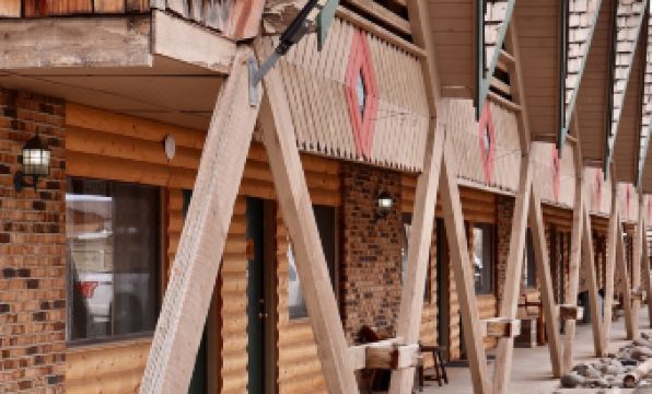 Rocky Mountain Lodge