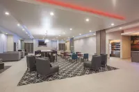 La Quinta Inn & Suites by Wyndham San Marcos Outlet Mall Hotels in San Marcos