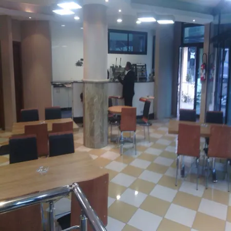Le Cristal Hotel