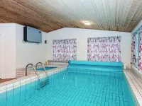 10 Person Holiday Home in Glesborg by Traum - Pools