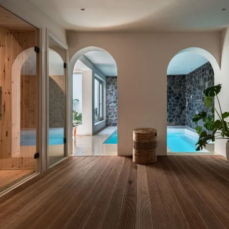 Akra Suites & Spa