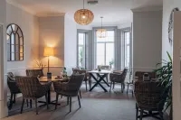 The Kingswood Hotel فنادق في سيدماوث