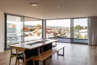 Little Island Apartments Hotel a Bellerive