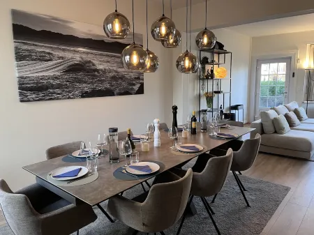 Instant Knokke Отели в г. Кнокке-Хейст