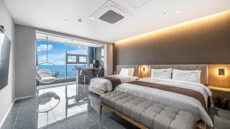 ELAFONISI POOLVILLA HOTEL Отели рядом с достопримечательностью «Submerged Tomb of King Munmu»