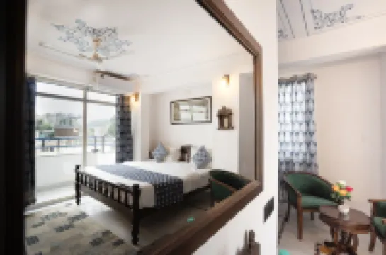 โรงแรมวิวทะเลสาบ - บนทะเลสาบพิชโลล่า โรงแรมในอุเดเปอร์