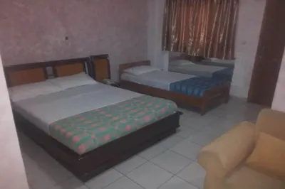 Hotel le Bristol Hotels near Yopougon