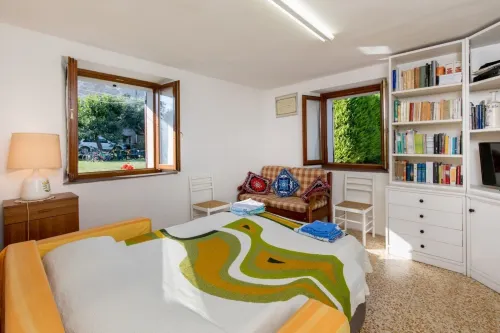 GuestHost - Borgo Santa Lucia Apartment with Private Parking & Garden