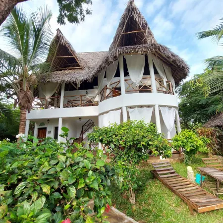 Marine Holiday House