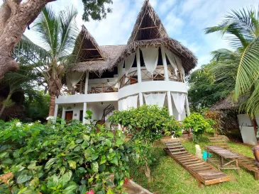 海洋度假屋旅館