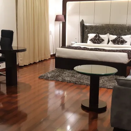 Grand Geet Hotels