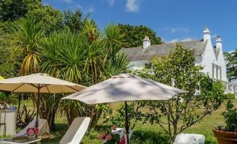 Cedar House Boutique B&B