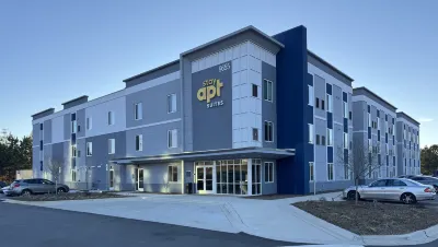 Stayapt Suites Charlotte North Hotel in zona Sports Connection