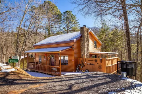 แบร์ฟุติน 3 ห้องนอน เคบิน บาย เรดอว์นนิง