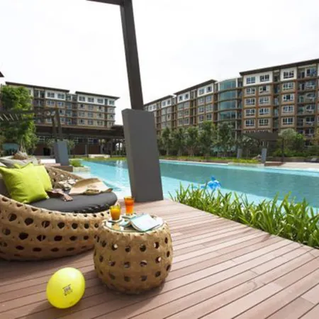 Baan Thew Lom Condominium