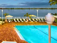 Fairfield Inn & Suites Palm Beach Hotels in Palm Beach