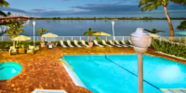 Fairfield Inn & Suites Palm Beach
