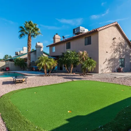 Backyard Playground! Golf Sport Court & Hot Tub!