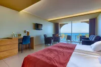 The Views Oasis Hotels in Canical